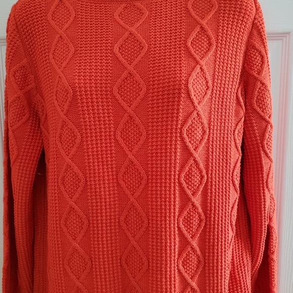 NWOT!  Vertical Cable Stitch Tunic Sweater - Picture 7 of 8